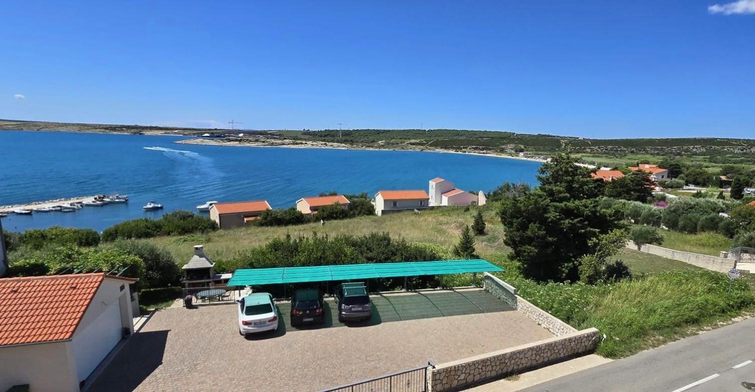 Apartments Loncar-Near Zrce Beach Novalja Kültér fotó