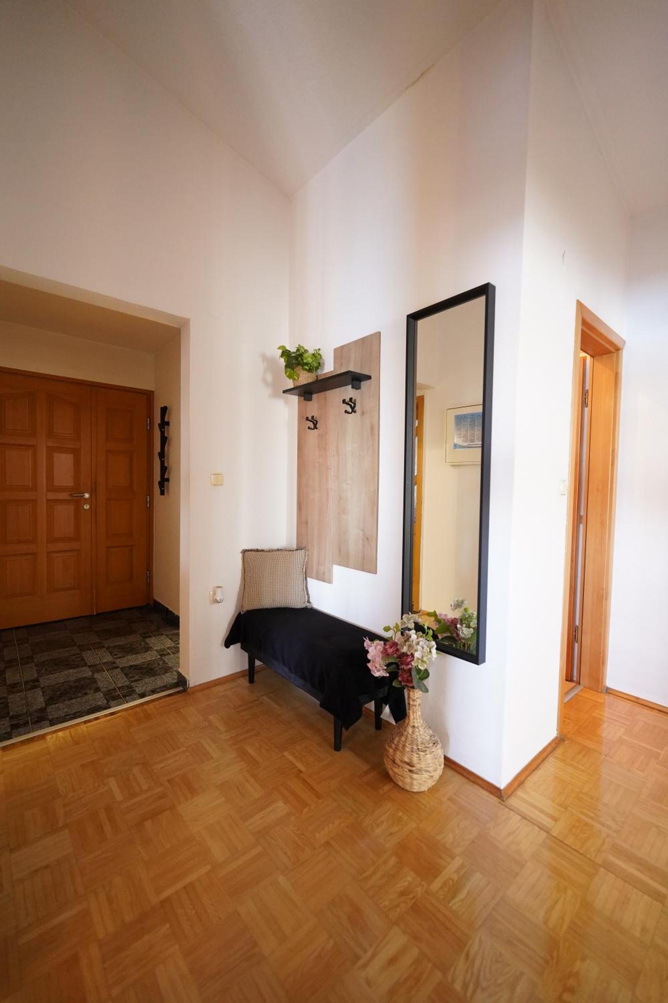 Apartments Loncar-Near Zrce Beach Novalja Kültér fotó