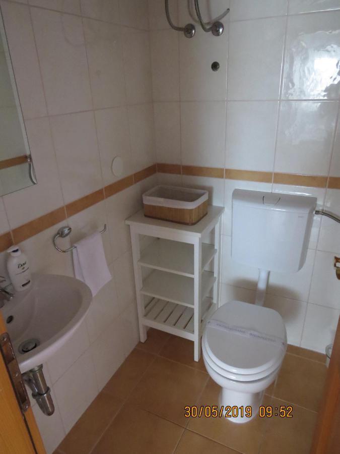 Apartments Loncar-Near Zrce Beach Novalja Kültér fotó